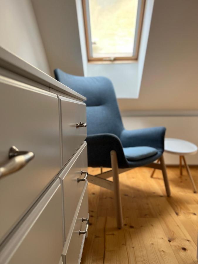 Trotuar Apartment *